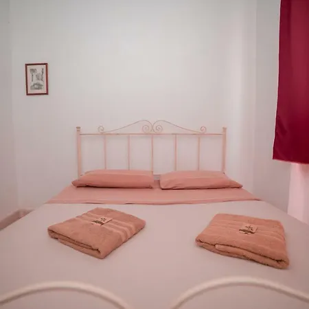 Holiday home Eliados